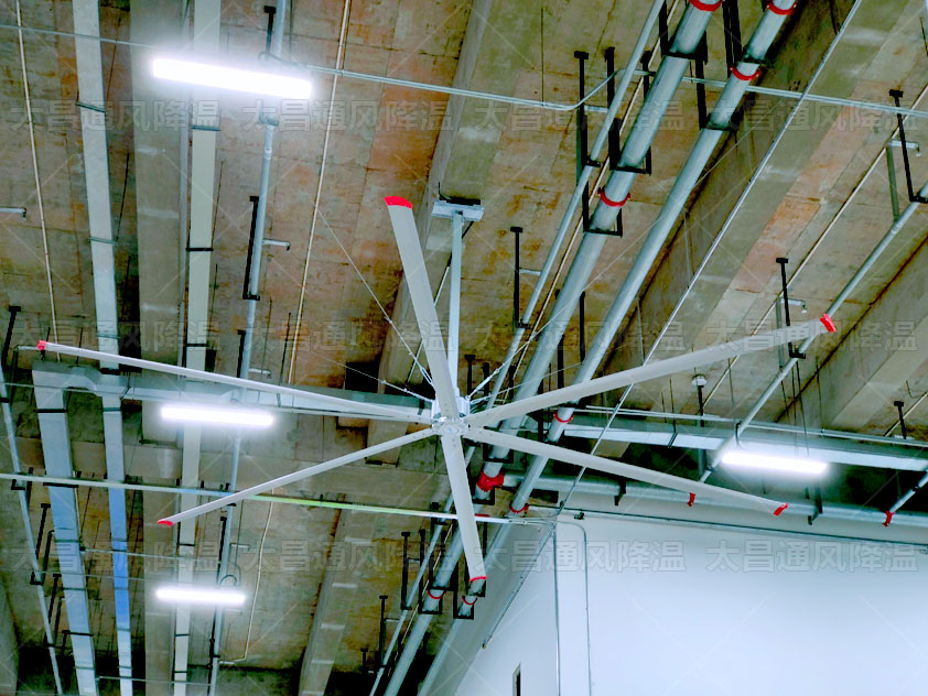 求解！大型廠房降溫需要什么設(shè)備