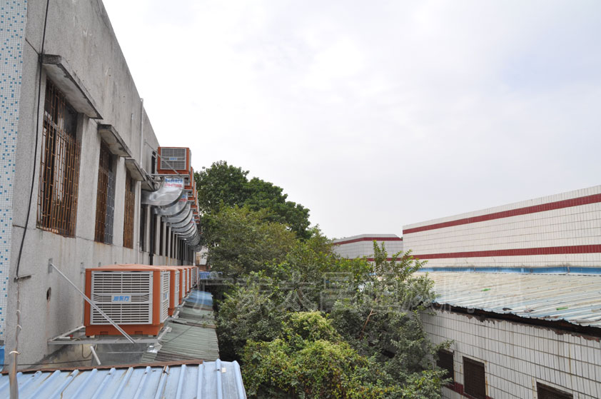 工廠太熱怎么降溫？廠房降溫水冷空調(diào)設備