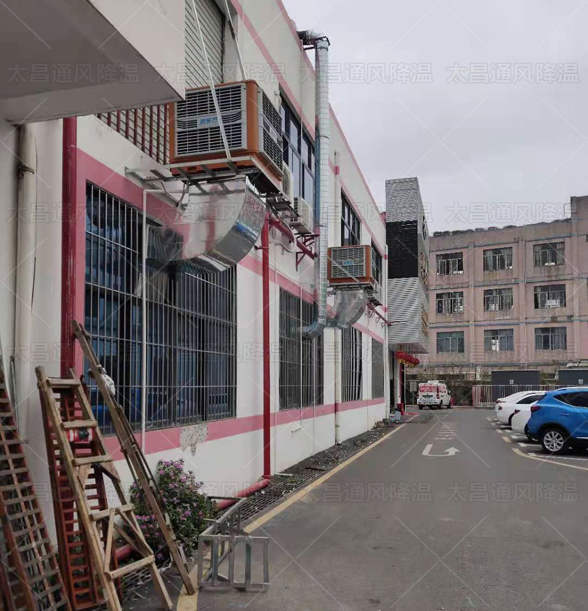 廠房高溫悶熱怎么辦？水冷空調(diào)車間降溫解決方案來解決