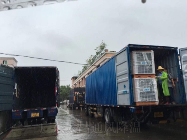 車間降溫設(shè)備|環(huán)?？照{(diào)讓你的車間輕松降溫